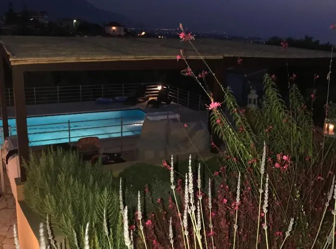 Villa Verde Ano Kalon Neron